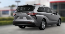 Toyota Sienna XLE FWD 8-Passenger (Natl) 2026