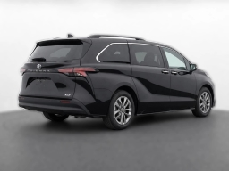 Toyota Sienna XLE FWD 8-Passenger (Natl) 2026