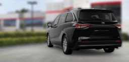 Toyota Sienna XLE FWD 8-Passenger (Natl) 2026