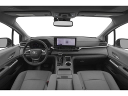 Toyota Sienna XLE FWD 8-Passenger (Natl) 2026