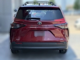 Toyota Sienna XLE FWD 8-Passenger (GS) 2026