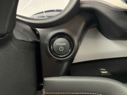 Toyota Sienna XLE FWD 8-Passenger (GS) 2026