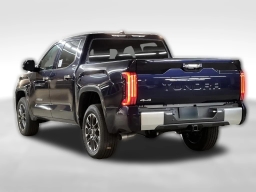 Toyota Tundra 4WD Limited CrewMax 5.5' Bed (Natl) 2026