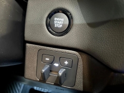 Toyota Tundra 4WD Limited CrewMax 5.5' Bed (Natl) 2026