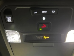 Toyota Tundra 4WD Limited CrewMax 5.5' Bed (Natl) 2026