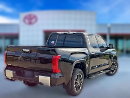 Toyota Tundra 4WD Limited CrewMax 5.5' Bed (Natl) 2026