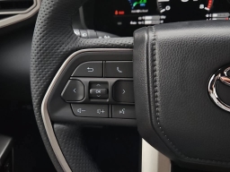 Toyota Tundra 4WD Limited CrewMax 5.5' Bed (Natl) 2026
