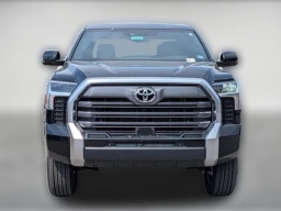 Toyota Tundra 4WD Limited CrewMax 5.5' Bed (Natl) 2026