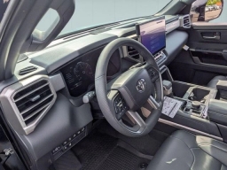 Toyota Tundra 4WD Limited CrewMax 5.5' Bed (Natl) 2026
