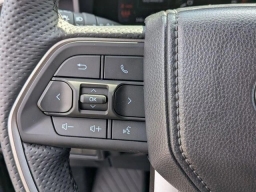 Toyota Tundra 4WD Limited CrewMax 5.5' Bed (Natl) 2026