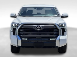 Toyota Tundra 4WD Limited CrewMax 5.5' Bed (Natl) 2026
