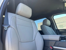 Toyota Tundra 4WD Limited CrewMax 5.5' Bed (Natl) 2026