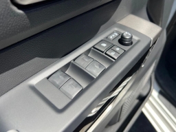Toyota Tundra 4WD Limited CrewMax 5.5' Bed (Natl) 2026