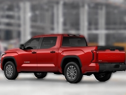 Toyota Tundra 4WD SR5 CrewMax 5.5' Bed (Natl) 2026
