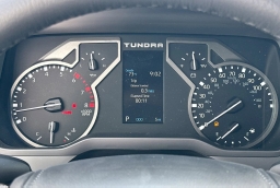 Toyota Tundra 4WD SR5 CrewMax 5.5' Bed (Natl) 2026