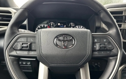 Toyota Tundra 4WD SR5 CrewMax 5.5' Bed (Natl) 2025
