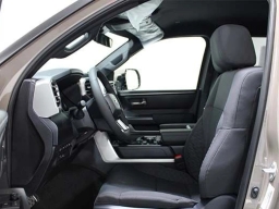 Toyota Tundra 4WD SR5 CrewMax 5.5' Bed (Natl) 2026