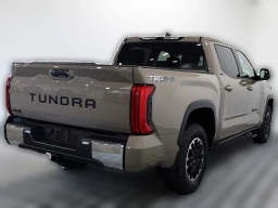 Toyota Tundra 4WD SR5 CrewMax 5.5' Bed (Natl) 2026