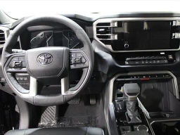 Toyota Tundra 4WD SR5 CrewMax 5.5' Bed (Natl) 2026