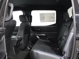 Toyota Tundra 4WD SR5 CrewMax 5.5' Bed (Natl) 2026