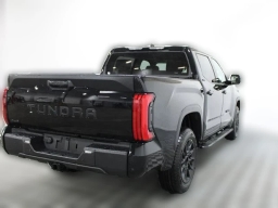 Toyota Tundra 4WD SR5 CrewMax 5.5' Bed (Natl) 2026
