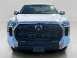 Toyota Tundra 4WD SR5 CrewMax 5.5' Bed (Natl) 2026