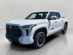 Toyota Tundra 4WD SR5 CrewMax 5.5' Bed (Natl) 2026