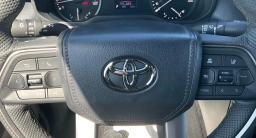 Toyota Tundra 4WD SR5 CrewMax 5.5' Bed (Natl) 2026