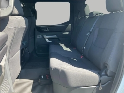 Toyota Tundra 4WD SR5 CrewMax 5.5' Bed (Natl) 2026