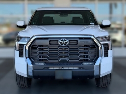 Toyota Tundra 4WD SR5 CrewMax 5.5' Bed (Natl) 2026