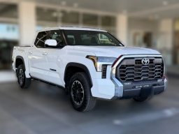 Toyota Tundra 4WD SR5 CrewMax 5.5' Bed (Natl) 2026