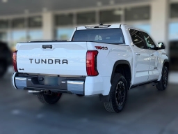 Toyota Tundra 4WD SR5 CrewMax 5.5' Bed (Natl) 2026