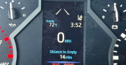 Toyota Tundra 4WD SR5 CrewMax 5.5' Bed (Natl) 2026