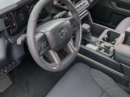 Toyota Tundra 4WD SR5 CrewMax 5.5' Bed (Natl) 2026