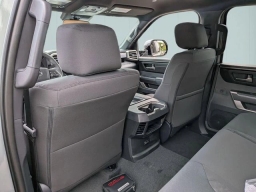 Toyota Tundra 4WD SR5 CrewMax 5.5' Bed (Natl) 2026