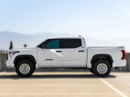 Toyota Tundra 4WD SR5 CrewMax 5.5' Bed (Natl) 2026