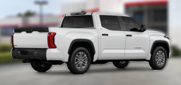 Toyota Tundra 4WD SR5 CrewMax 5.5' Bed (Natl) 2026