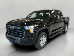 Toyota Tundra 4WD SR5 CrewMax 5.5' Bed (Natl) 2026