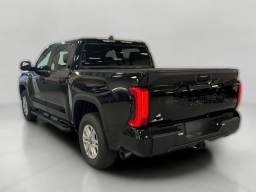 Toyota Tundra 4WD SR5 CrewMax 5.5' Bed (Natl) 2026
