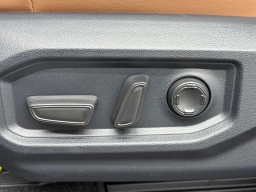 Toyota Tundra 4WD 1794 Edition CrewMax 5.5' Bed (Natl) 2026