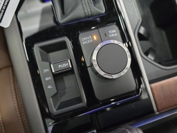 Toyota Tundra 4WD 1794 Edition CrewMax 5.5' Bed (Natl) 2026