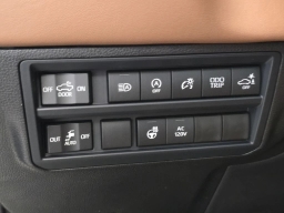 Toyota Tundra 4WD 1794 Edition CrewMax 5.5' Bed (Natl) 2026