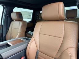 Toyota Tundra 4WD 1794 Edition CrewMax 5.5' Bed (Natl) 2026