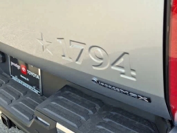 Toyota Tundra 4WD 1794 Edition Hybrid CrewMax 5.5' Bed (Natl) 2026