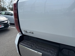Toyota Tundra 4WD 1794 Edition Hybrid CrewMax 5.5' Bed (Natl) 2026