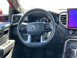 Toyota Tundra 4WD Platinum CrewMax 5.5' Bed (Natl) 2026