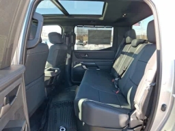 Toyota Tundra 4WD Platinum CrewMax 5.5' Bed (Natl) 2026