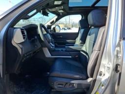 Toyota Tundra 4WD Platinum CrewMax 5.5' Bed (Natl) 2026