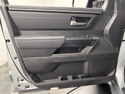 Toyota Tundra 4WD Platinum CrewMax 5.5' Bed (Natl) 2026