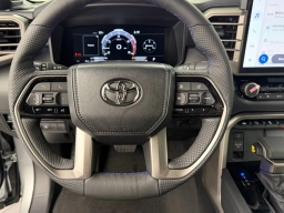 Toyota Tundra 4WD Platinum CrewMax 5.5' Bed (Natl) 2026